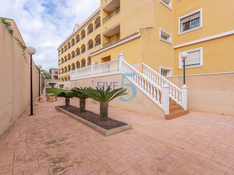 Apartment for Sale in Alicante, Valencia 22