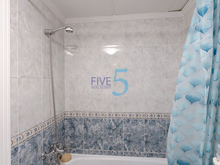 Apartment for Sale in Alicante, Valencia 10