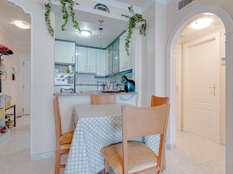Apartment for Sale in Alicante, Valencia 4