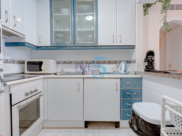 Apartment for Sale in Alicante, Valencia 3