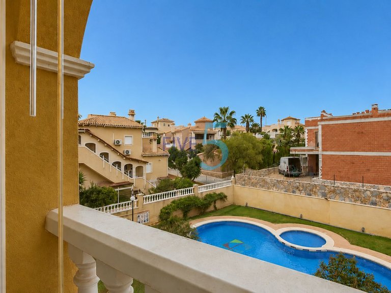 Apartment for Sale in Alicante, Valencia 15
