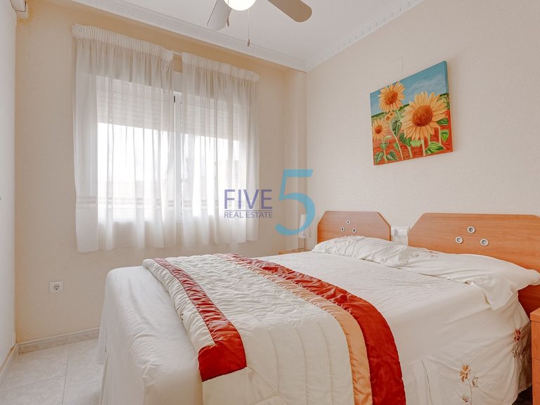Apartment for Sale in Alicante, Valencia 7