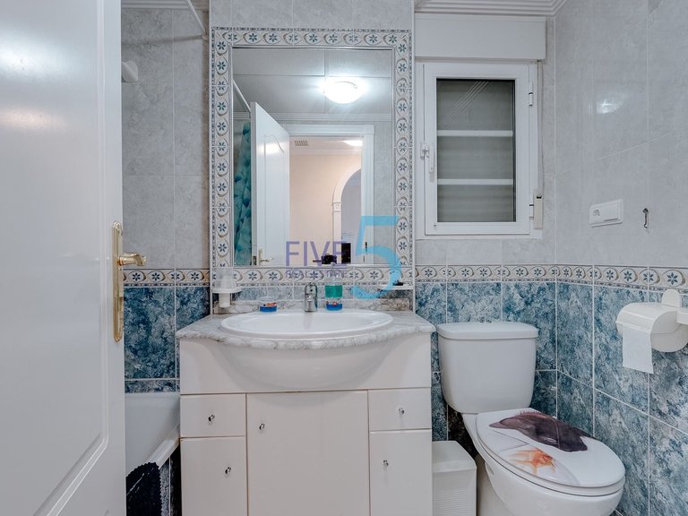 Apartment for Sale in Alicante, Valencia 9