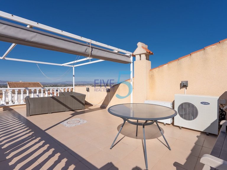 Villa for Sale in Alicante, Valencia 23