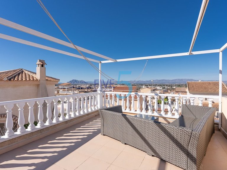 Villa for Sale in Alicante, Valencia 24