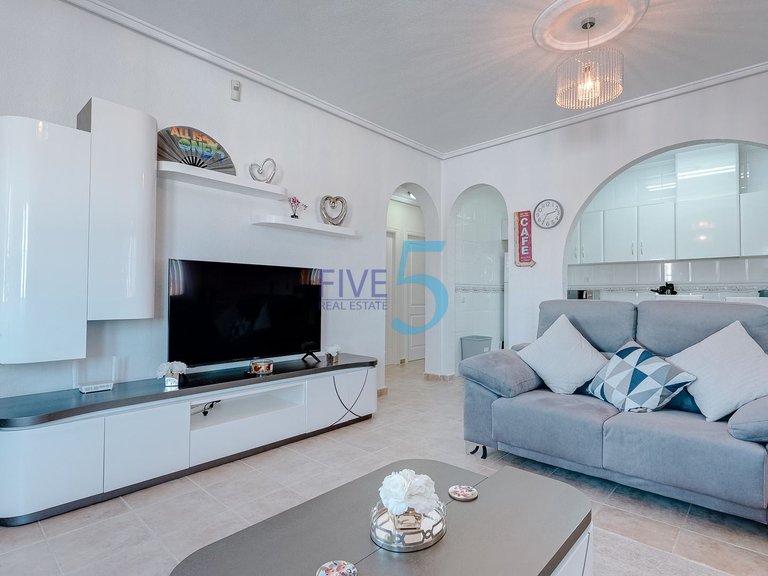 Villa for Sale in Alicante, Valencia 7