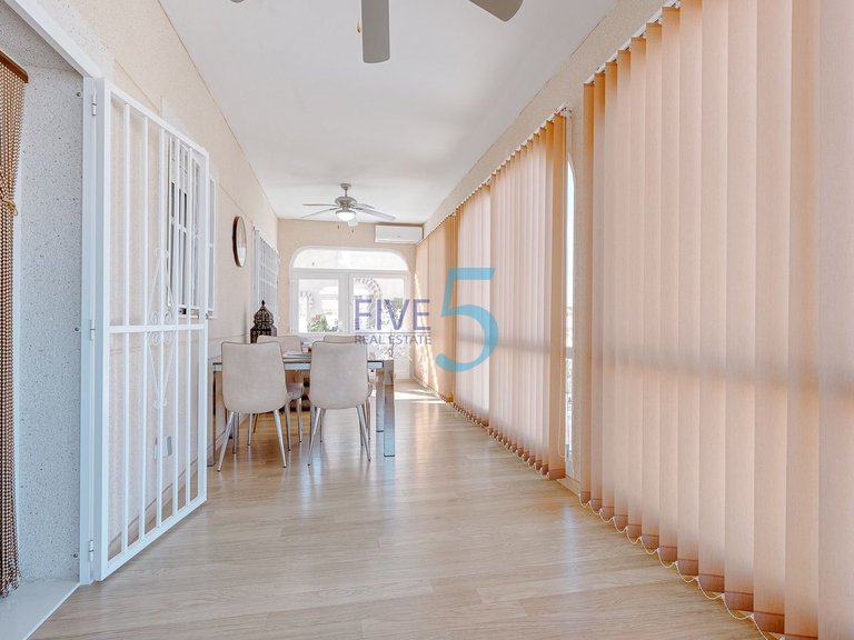Villa for Sale in Alicante, Valencia 20