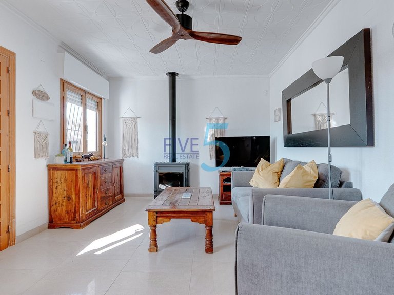 Villa for Sale in Alicante, Valencia 6