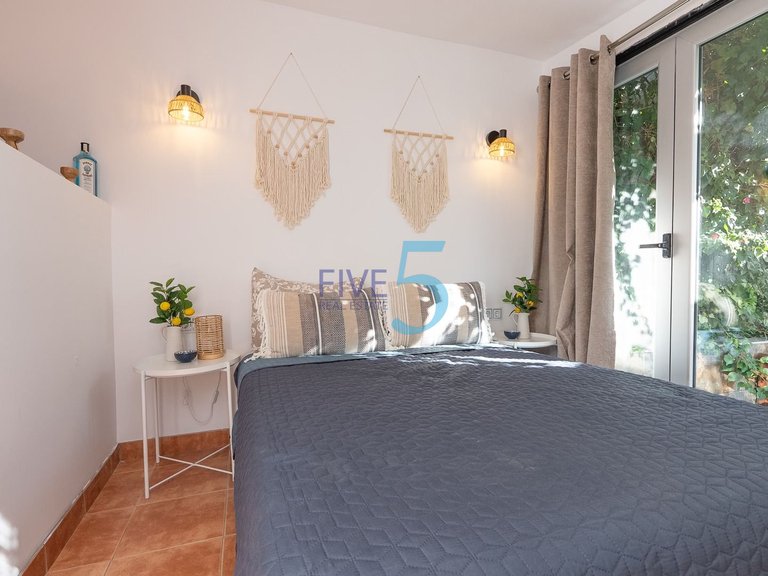 Villa for Sale in Alicante, Valencia 34