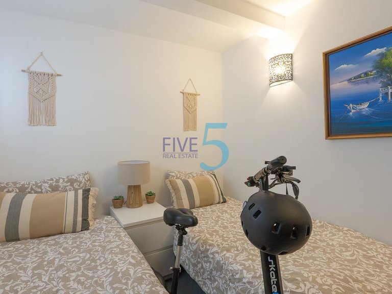 Villa for Sale in Alicante, Valencia 33