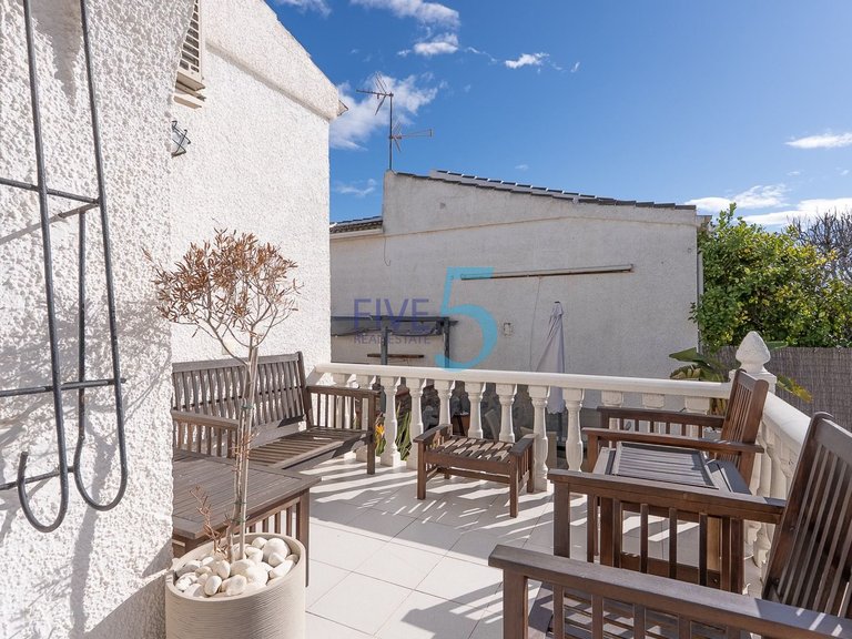 Villa for Sale in Alicante, Valencia 17