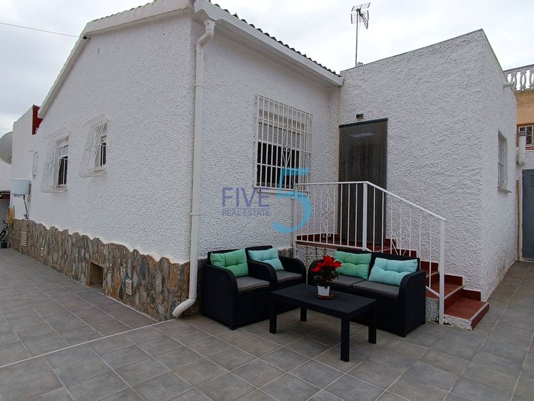 Villa for Sale in Alicante, Valencia 6