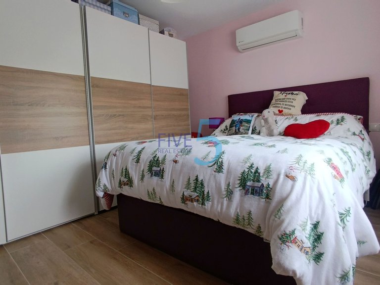 Villa for Sale in Alicante, Valencia 22