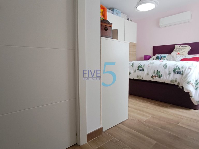 Villa for Sale in Alicante, Valencia 21