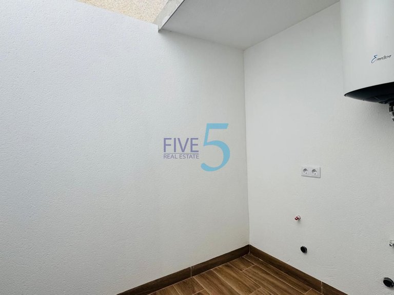 Villa for Sale in Alicante, Valencia 17