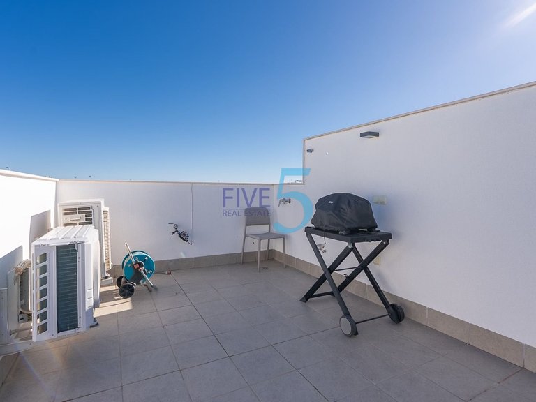 Apartment for Sale in Alicante, Valencia 24