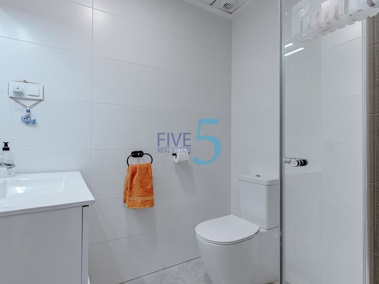 Apartment for Sale in Alicante, Valencia 17