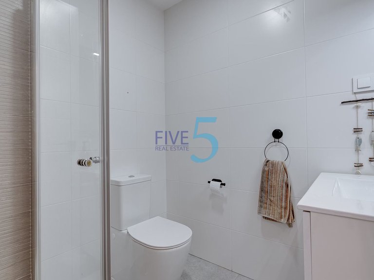 Apartment for Sale in Alicante, Valencia 14