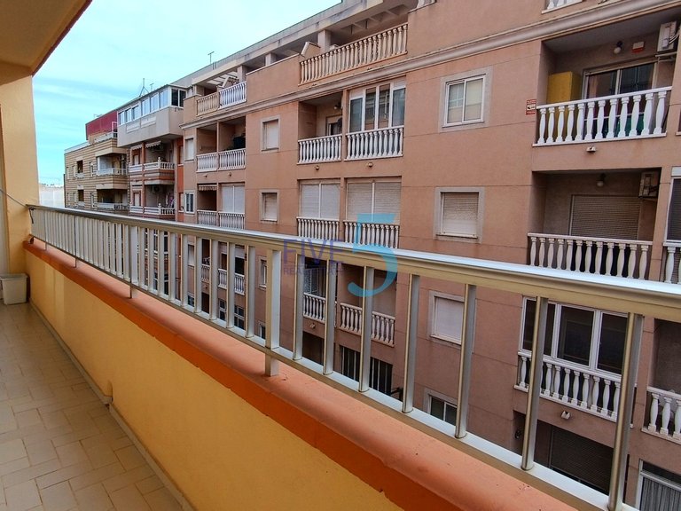 Apartment for Sale in Alicante, Valencia 12