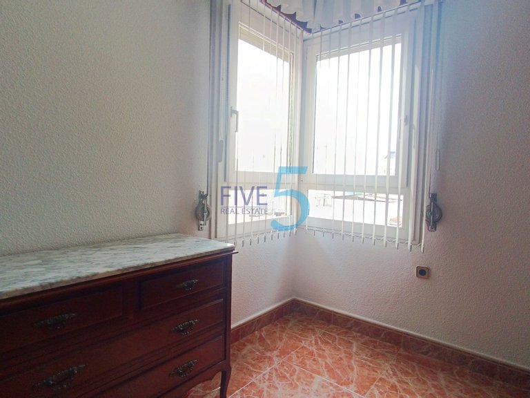 Apartment for Sale in Alicante, Valencia 22