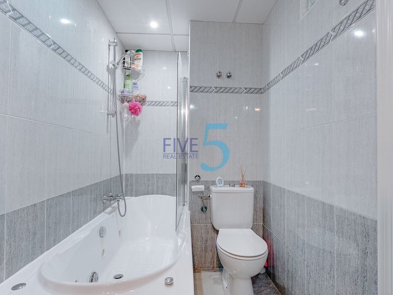 Villa for Sale in Alicante, Valencia 19