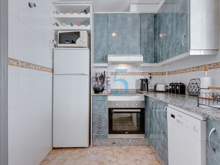 Villa for Sale in Alicante, Valencia 8