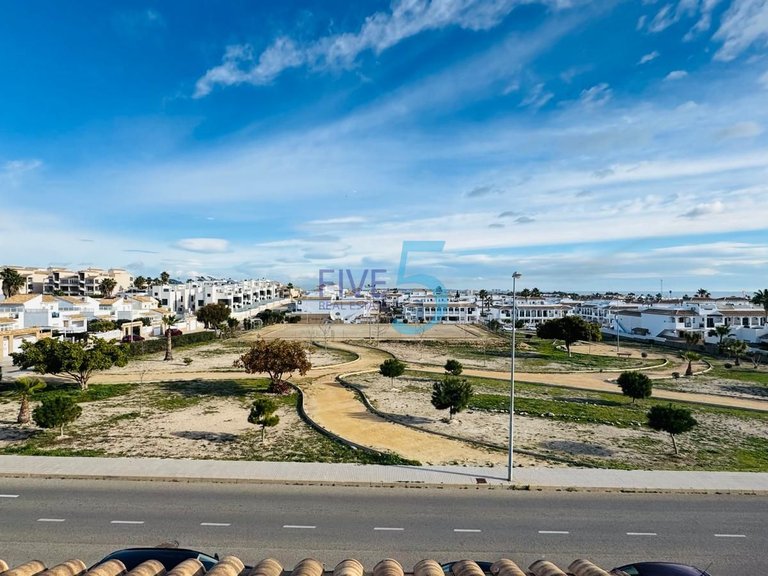 Villa for Sale in Alicante, Valencia 9
