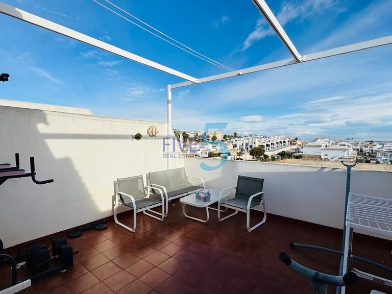 Villa for Sale in Alicante, Valencia 13
