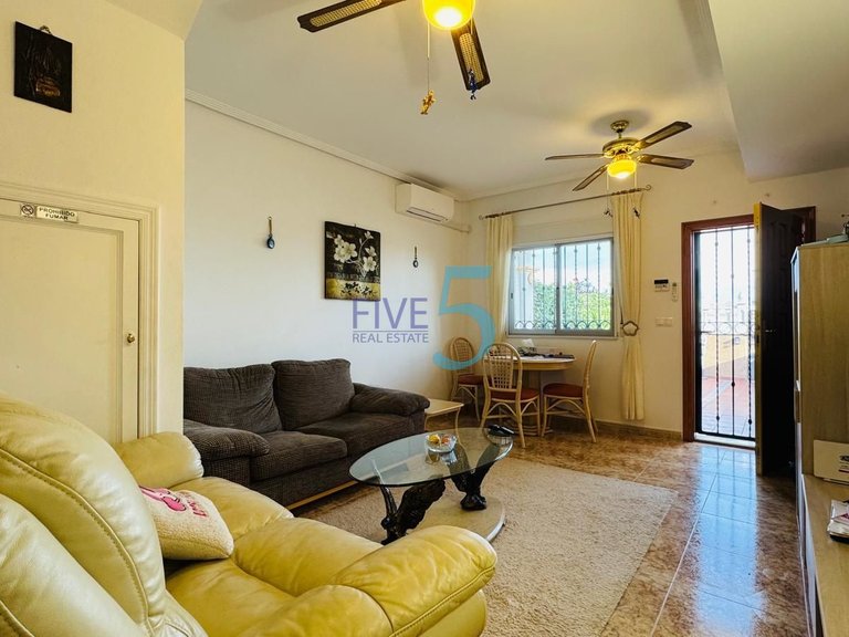 Villa for Sale in Alicante, Valencia 5