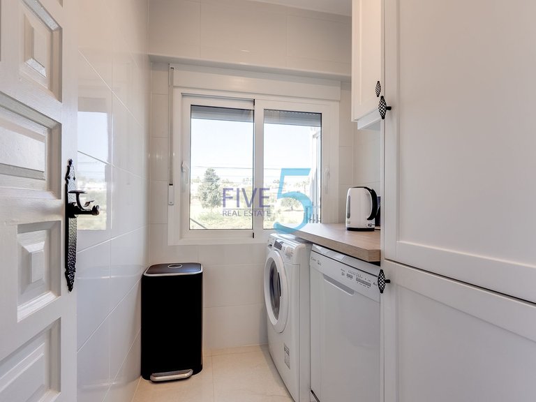 Villa for Sale in Alicante, Valencia 12