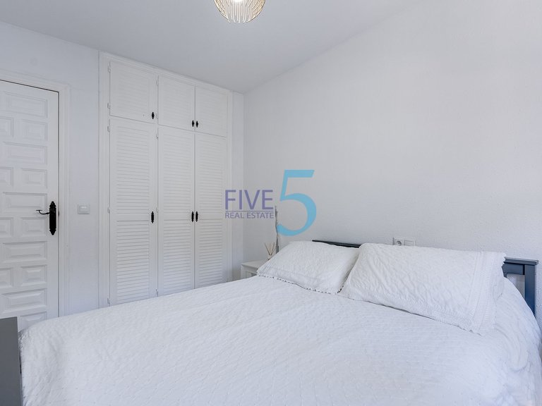 Villa for Sale in Alicante, Valencia 19