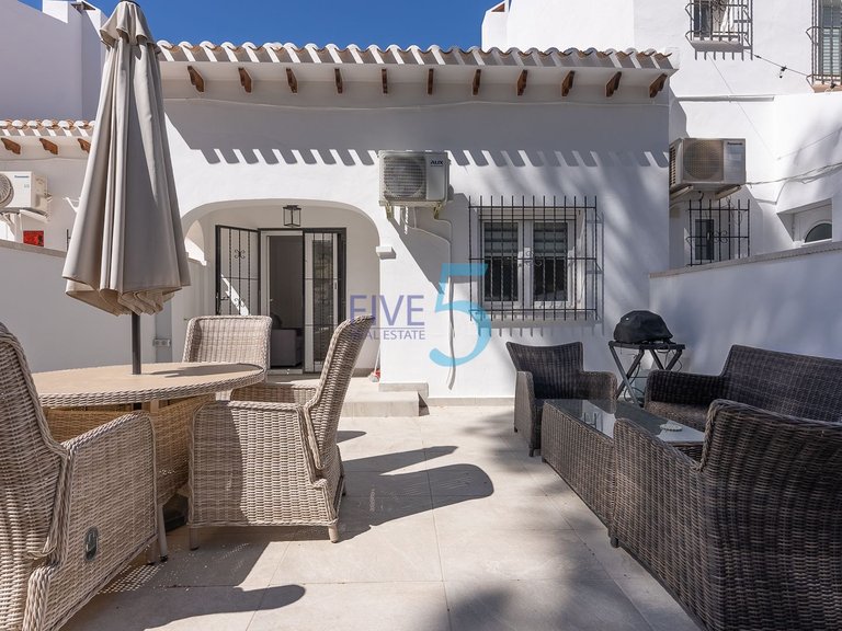 Villa for Sale in Alicante, Valencia 27