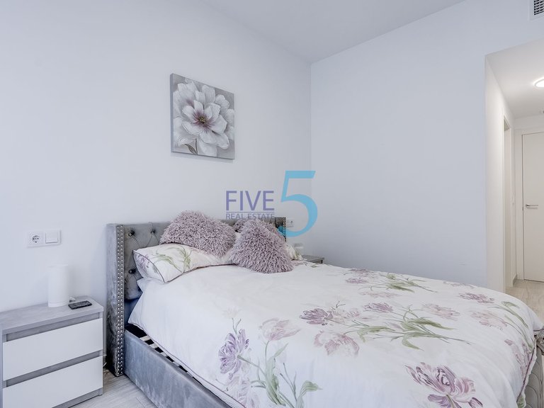 Apartment for Sale in Alicante, Valencia 12
