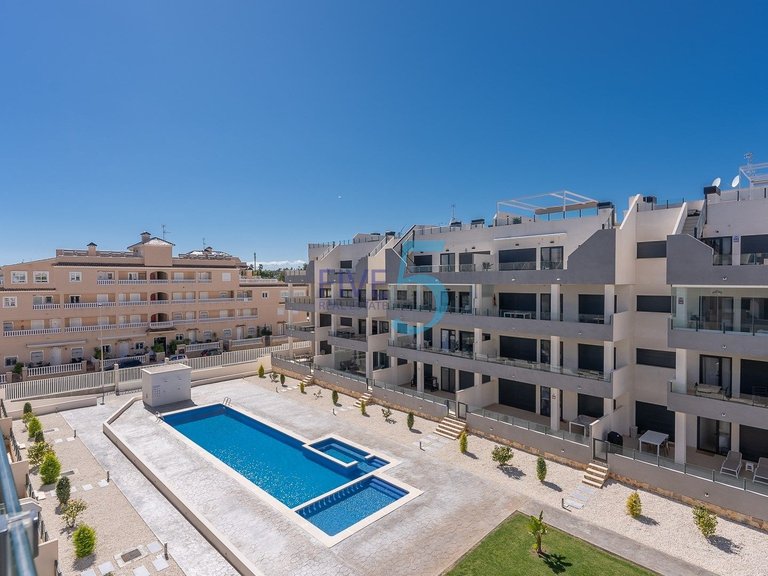 Apartment for Sale in Alicante, Valencia 1