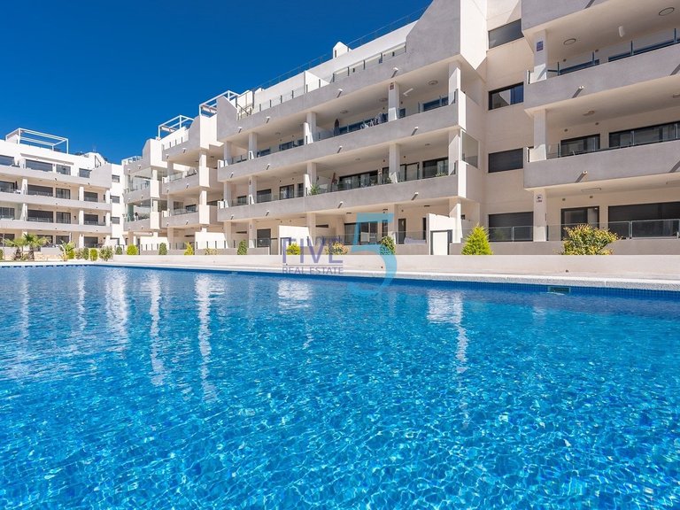 Apartment for Sale in Alicante, Valencia 3