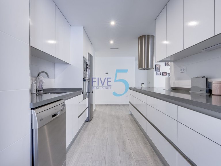 Apartment for Sale in Alicante, Valencia 9