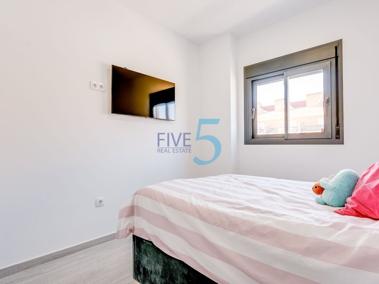 Apartment for Sale in Alicante, Valencia 15