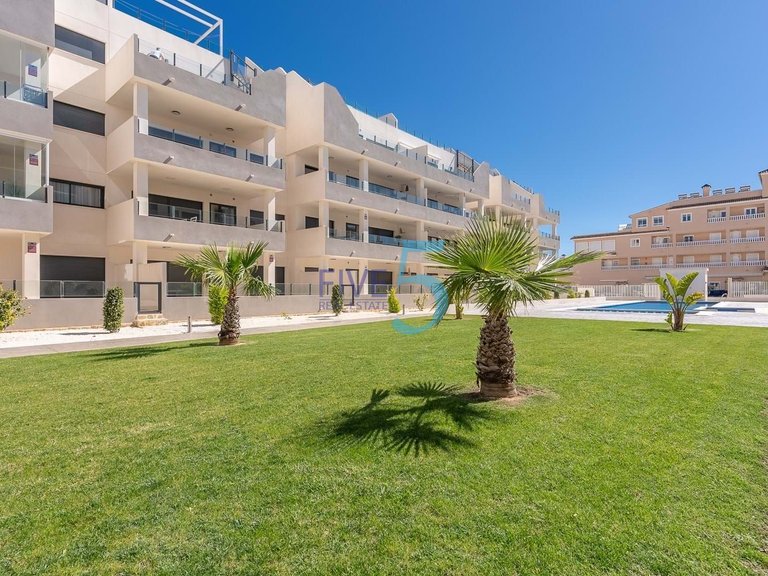 Apartment for Sale in Alicante, Valencia 30