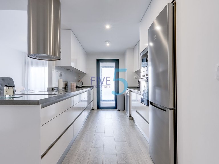 Apartment for Sale in Alicante, Valencia 8