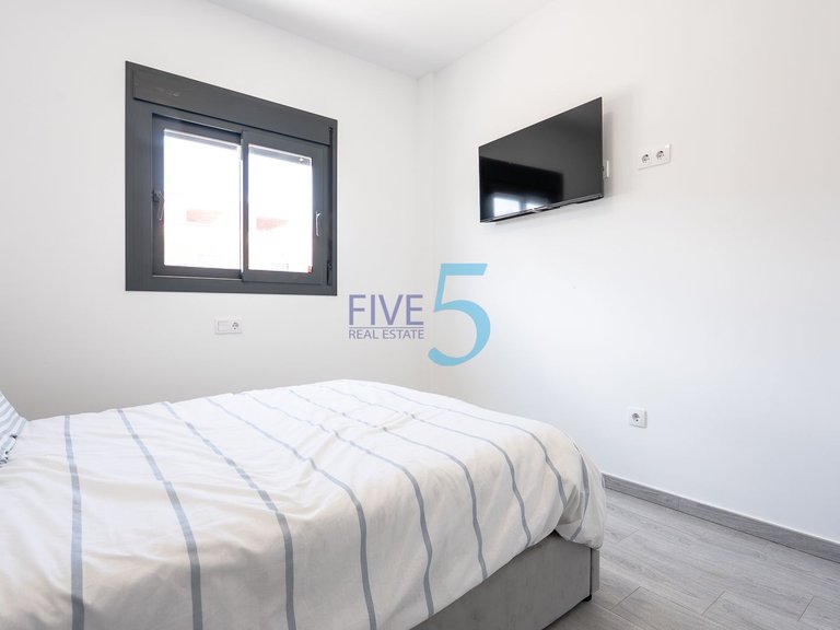 Apartment for Sale in Alicante, Valencia 18