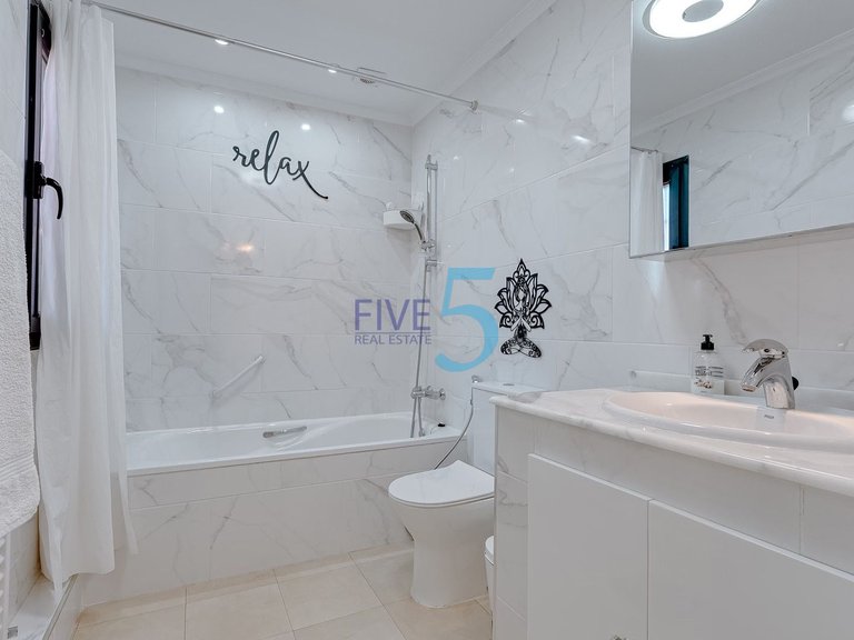 Apartment for Sale in Alicante, Valencia 16