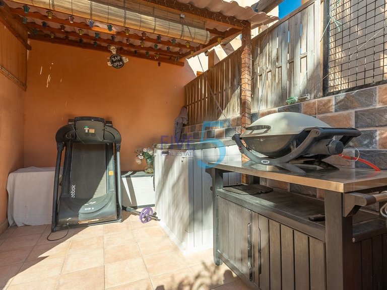 Apartment for Sale in Alicante, Valencia 24