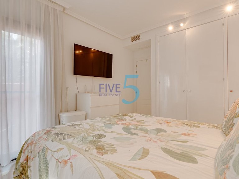 Apartment for Sale in Alicante, Valencia 14
