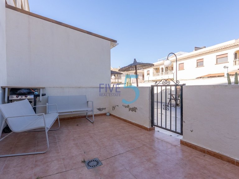 Apartment for Sale in Alicante, Valencia 18