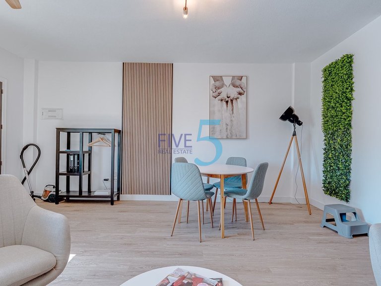 Apartment for Sale in Alicante, Valencia 5