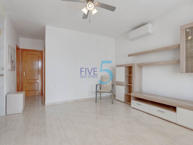 Apartment for Sale in Alicante, Valencia 5