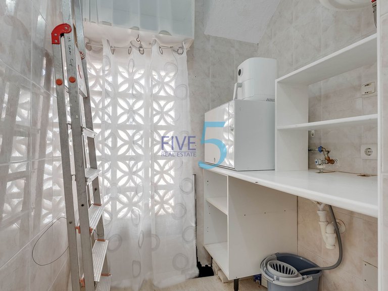Apartment for Sale in Alicante, Valencia 13