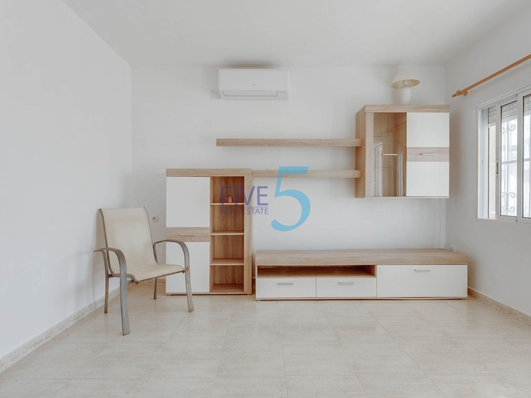 Apartment for Sale in Alicante, Valencia 6