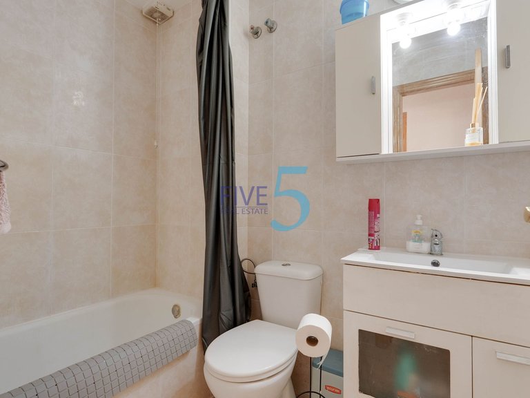 Apartment for Sale in Alicante, Valencia 16