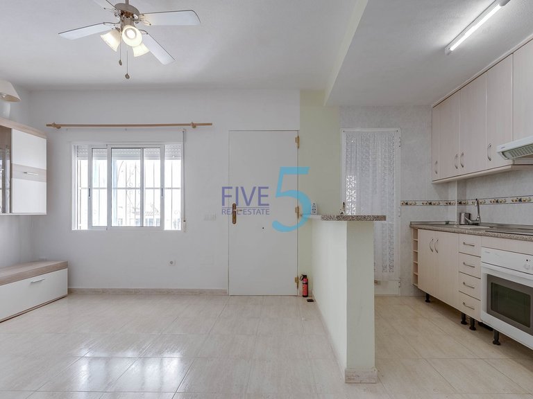 Apartment for Sale in Alicante, Valencia 8